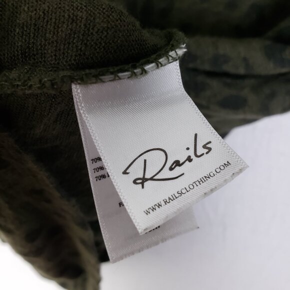 RAILS Sami Long Sleeve Top Linen Blend Cheetah Print Olive Green V-neck size S - Picture 9 of 12
